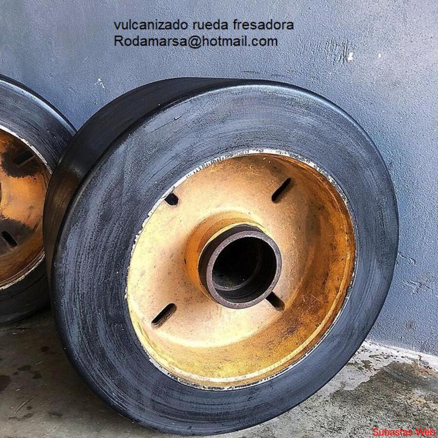 vulcanizado de ruedas de fresadora de asfalto rodamarsa tire