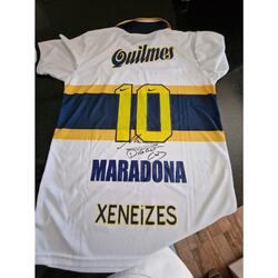 Vendo camiseta de boca juniors firmada por Maradona