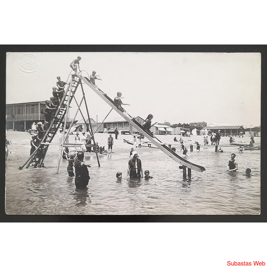 URUGUAY. 1900 PUNTA DEL ESTE BAÑISTAS EN BAÑADORES. LUJO!!