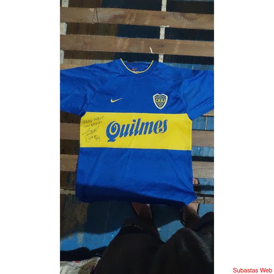 Camiseta de Boca del 2000 vendo a 7 millones