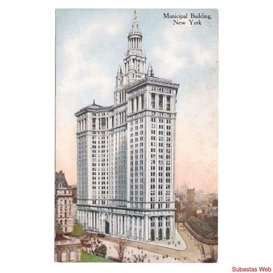 USA. New York. Municipal Building.