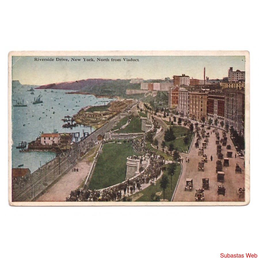 USA. New York. Riverside Drive. North from Viaduct.