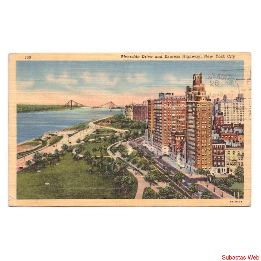 USA. New York City. Riverside Drive and Express Highway. 194