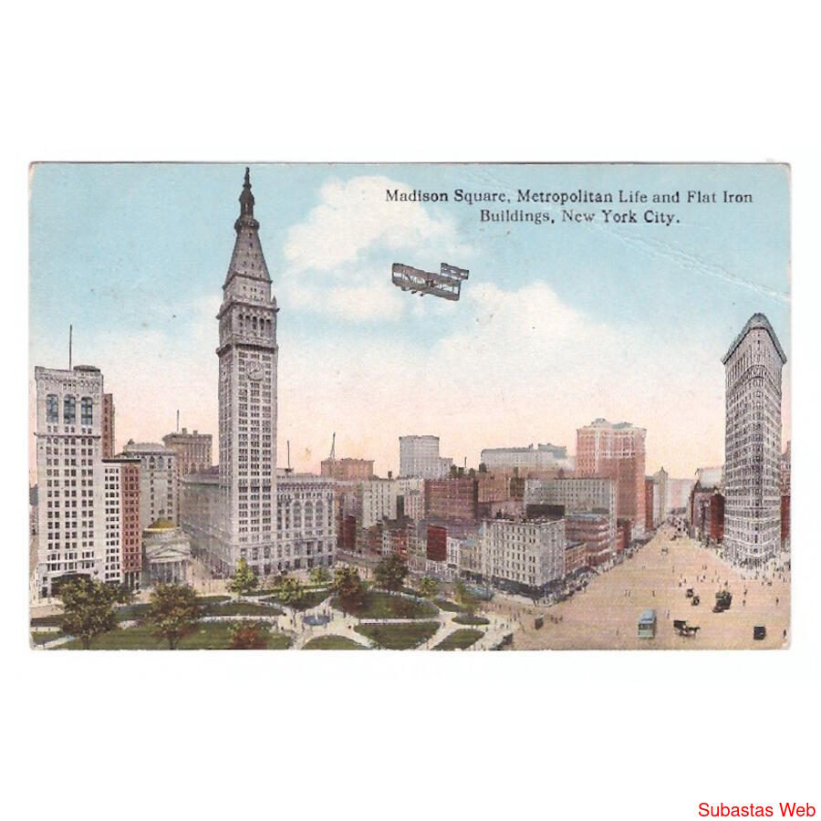 USA. New York City. Madison Square, Metropolitan Life and Fl