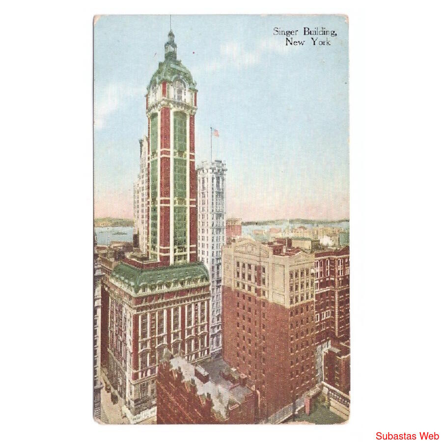 USA. New York. Singer Building. 1913.