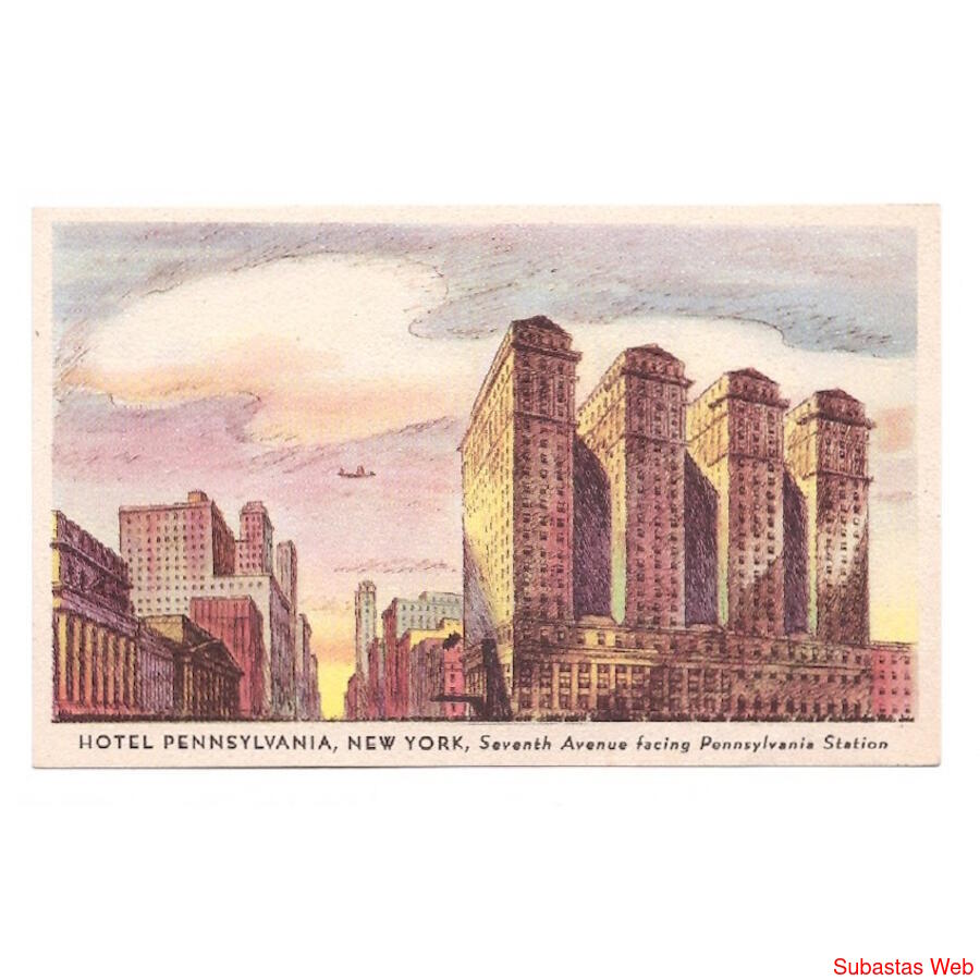 USA. New York. Hotel Pennsylvania. Seventh Avenue facing Pen