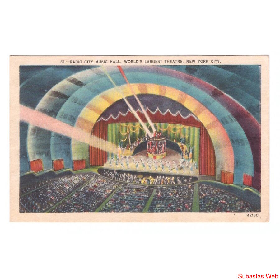 USA. New York City. Radio City Music Hall, world's largest t